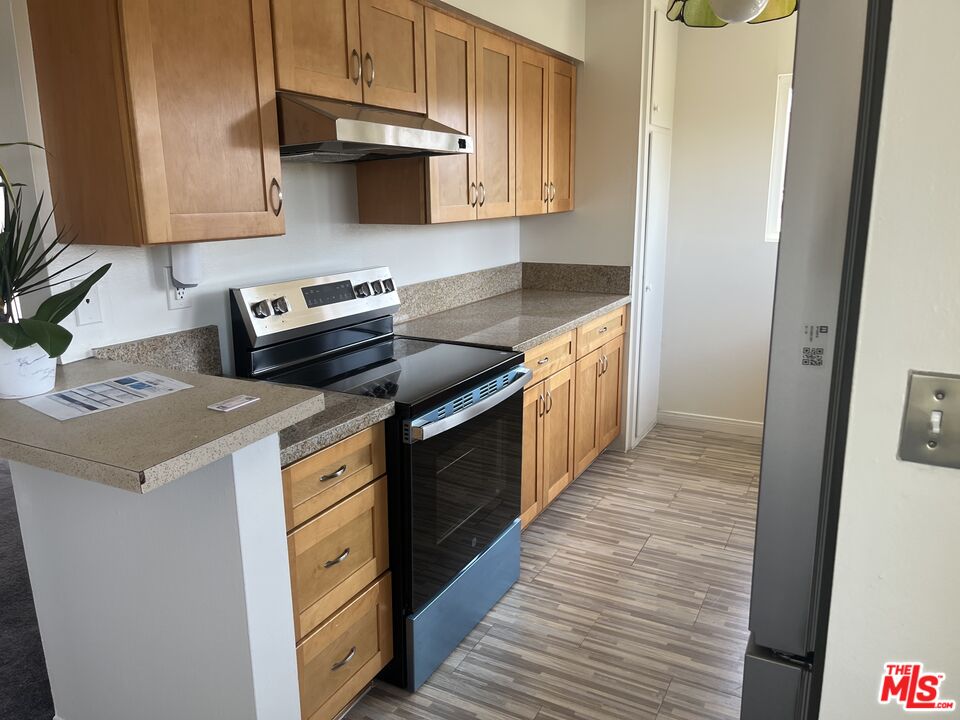 Property photo for 10789 Ohio Ave, #4, Los Angeles, CA