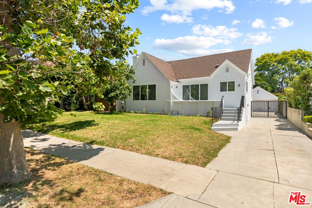 Property photo for 2316 Selby Ave, Los Angeles, CA