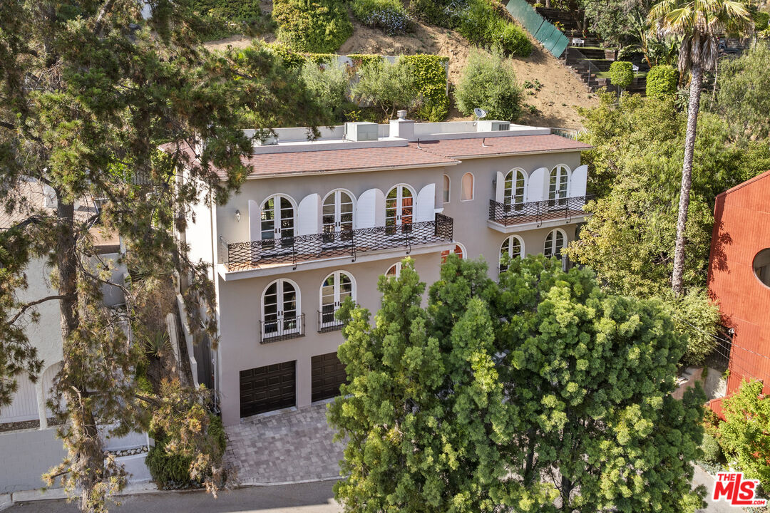 Property photo for 2422 Cazaux Pl, Los Angeles, CA