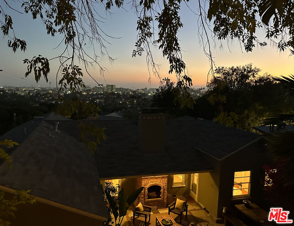 Property photo for 3940 Prospect Ave, Los Angeles, CA