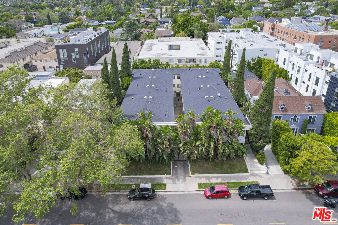 Property photo for 127 S St Andrews Pl, Los Angeles, CA