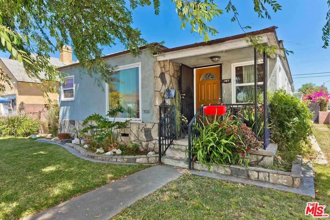 Property photo for 157 E 102nd St, Los Angeles, CA