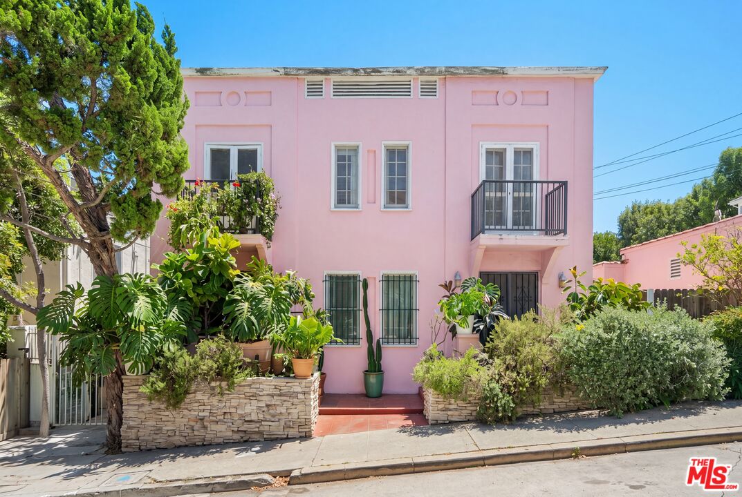 Property photo for 6104 Winans Dr, Los Angeles, CA