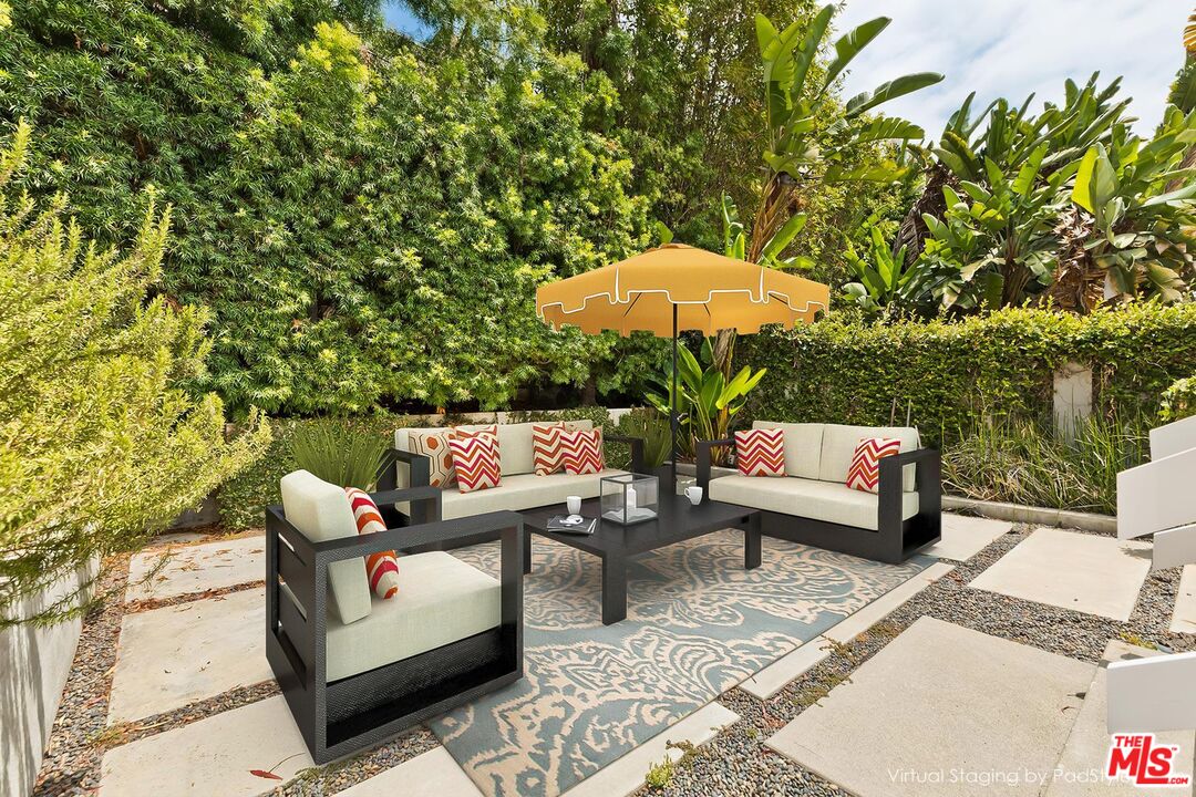 Property photo for 8531 Walnut Dr, Los Angeles, CA