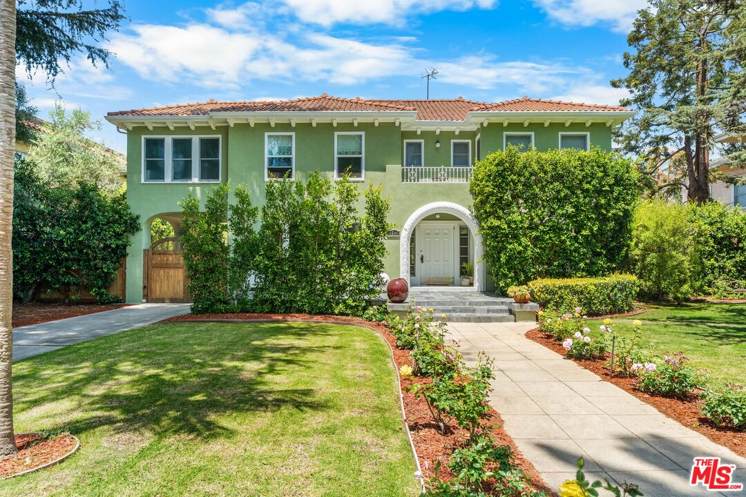 Property photo for 1841 Wellington Rd, Los Angeles, CA