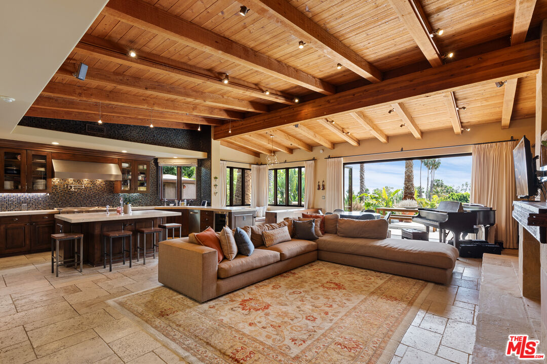 Property photo for 27409 Pacific Coast Hwy, Malibu, CA