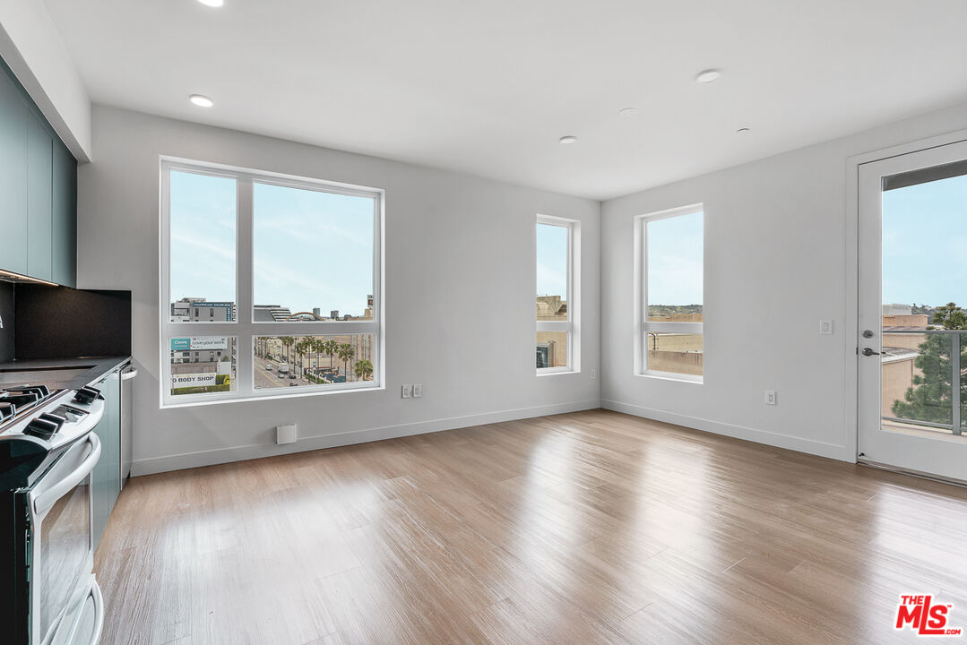 Property photo for 10601 Washington Blvd, #709, Los Angeles, CA