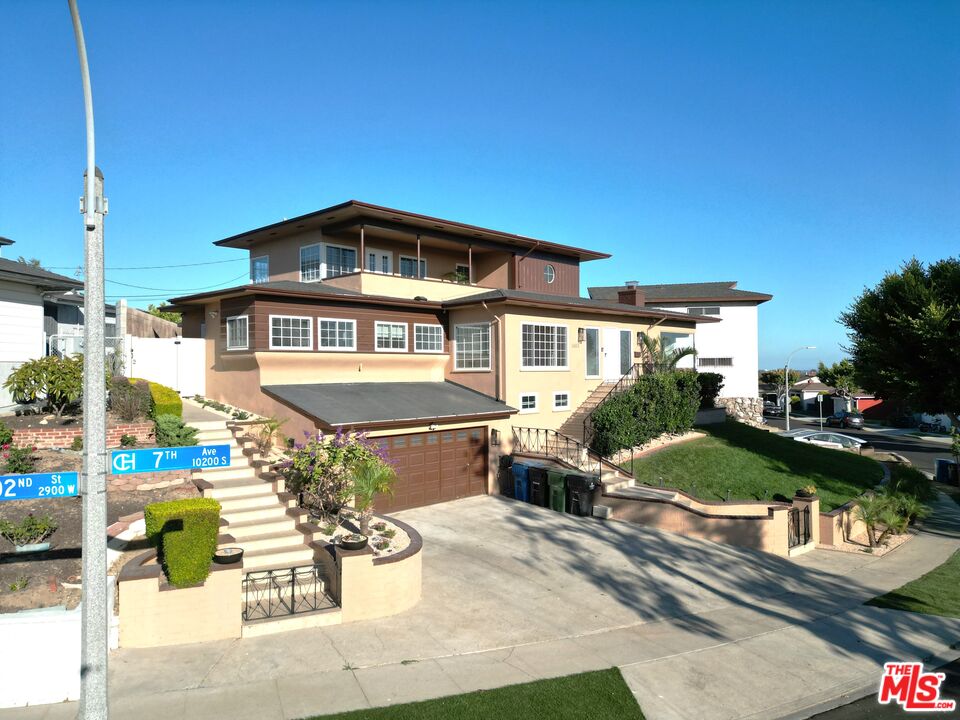 Property photo for 10212 S 7th Ave, Inglewood, CA