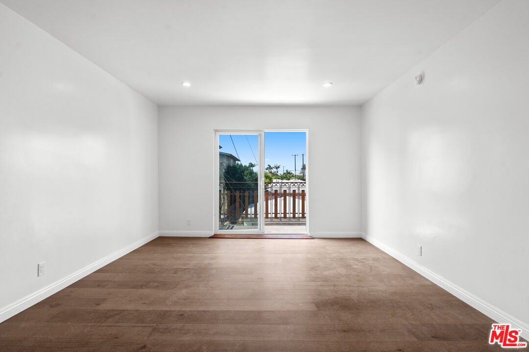 Property photo for 616 Sunset Ave, #D, Venice, CA