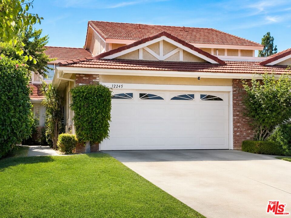 Property photo for 12245 Shady Hollow Ln, Los Angeles, CA