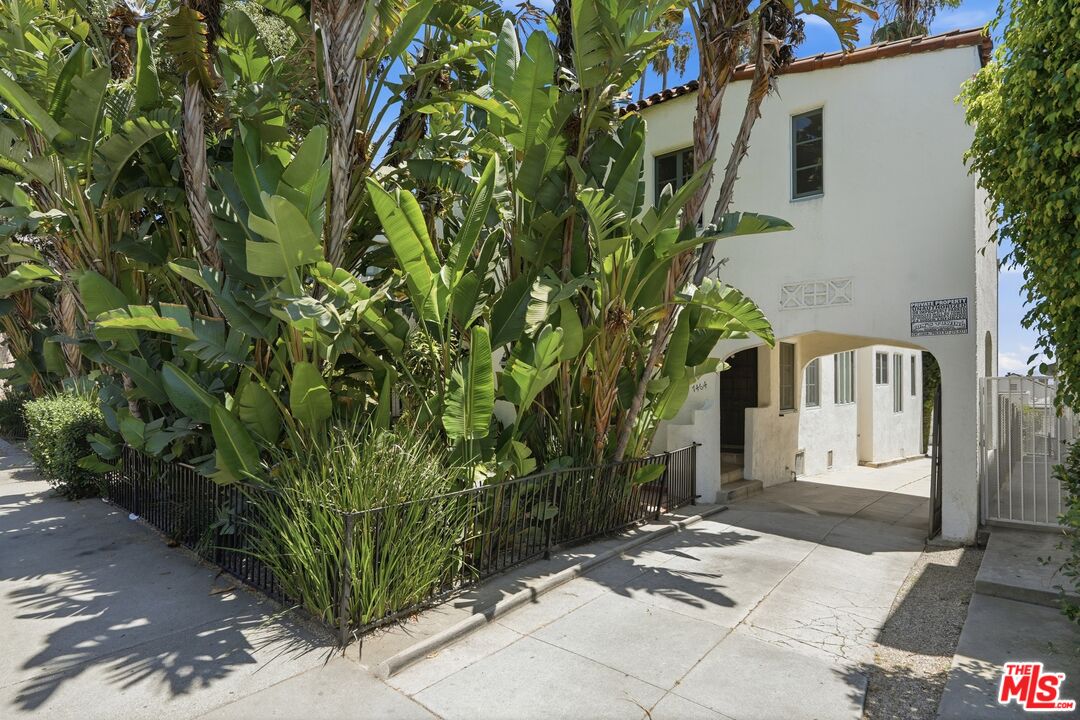 Property photo for 7464 Hollywood Blvd, Los Angeles, CA