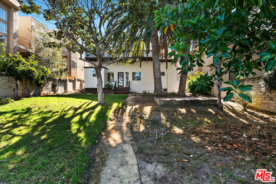 Property photo for 1315 17th St, Manhattan Beach, CA