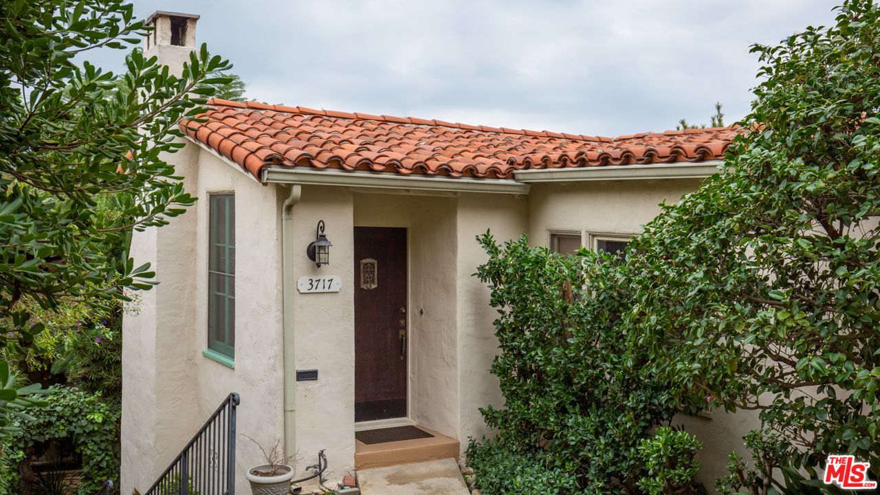Property photo for 3717 Arbolada RD, Los Angeles, CA