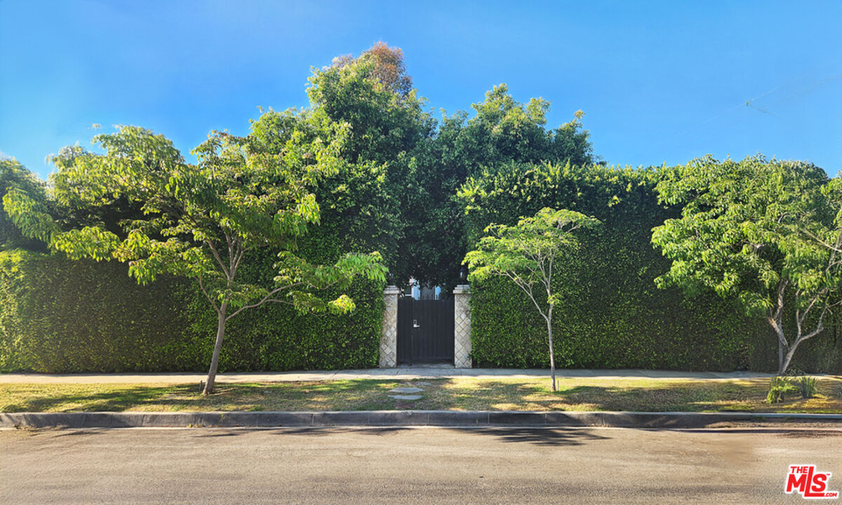 Property photo for 8517 Pickford St, Los Angeles, CA