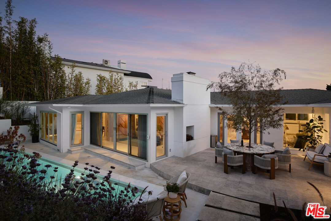 Property photo for 867 Berkeley St, Santa Monica, CA