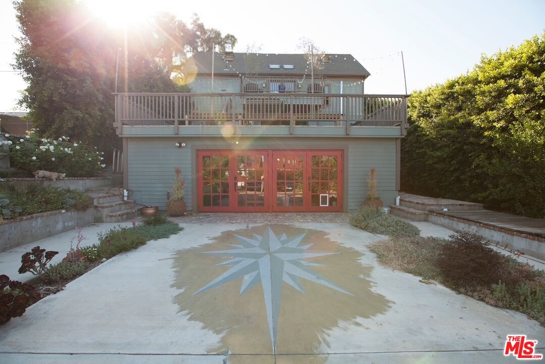 Property photo for 814 E Edgeware Rd, Los Angeles, CA