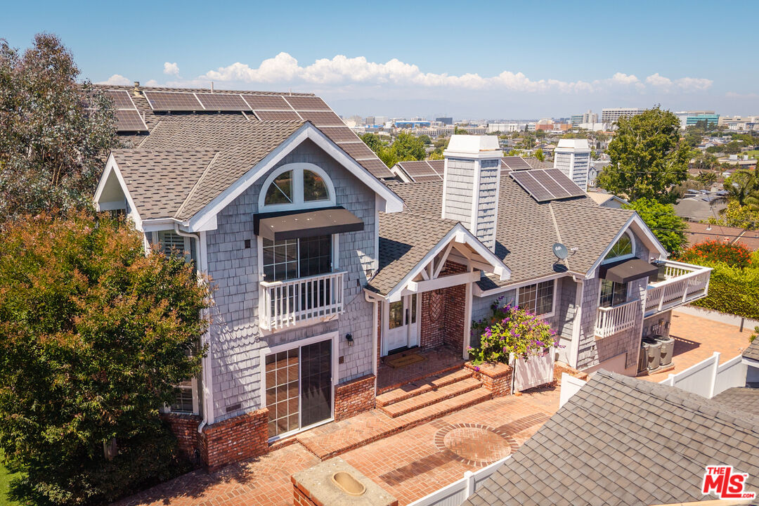 Property photo for 624 Sierra St, El Segundo, CA