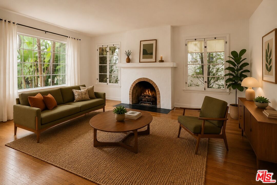 Property photo for 1262 S Burnside Ave, Los Angeles, CA