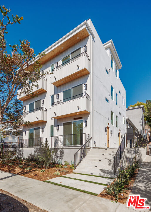 Property photo for 1334 Mohawk St, Los Angeles, CA