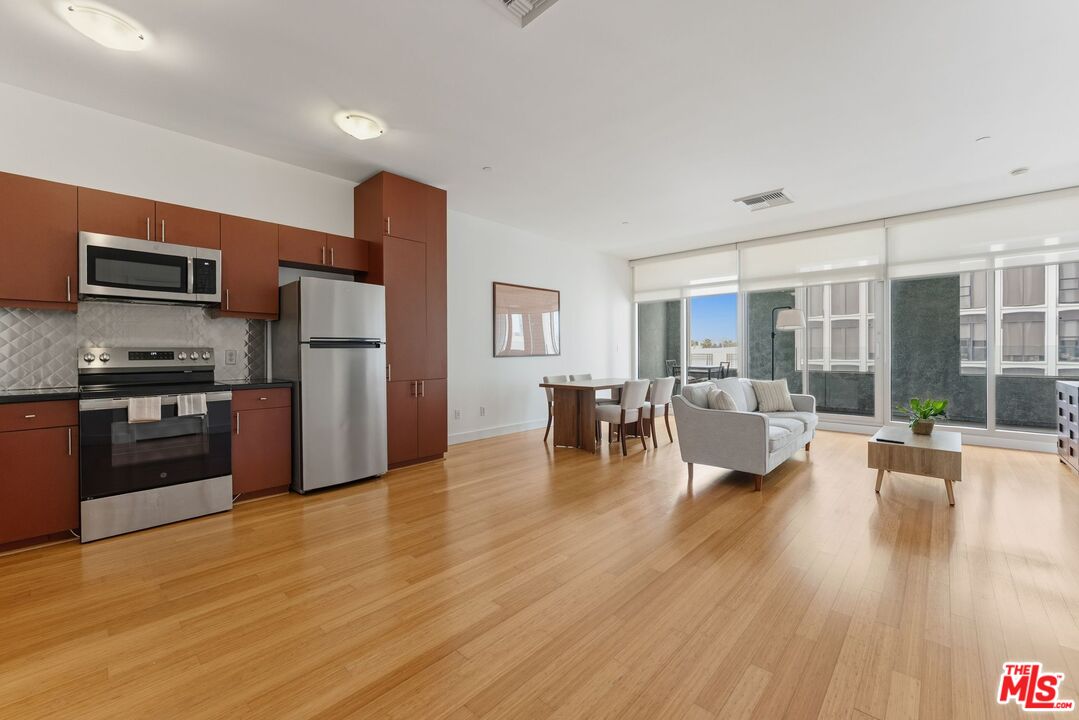 Property photo for 3810 Wilshire Blvd, #602, Los Angeles, CA
