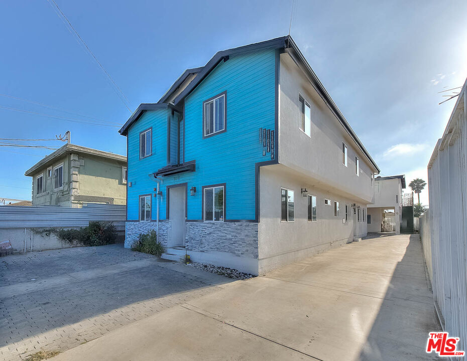 Property photo for 11031 S Burin Ave, Inglewood, CA