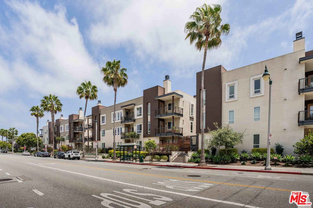 Property photo for 12920 Runway Rd, #340, Playa Vista, CA