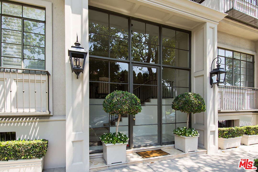 Property photo for 9601 Charleville Blvd, #7, Beverly Hills, CA