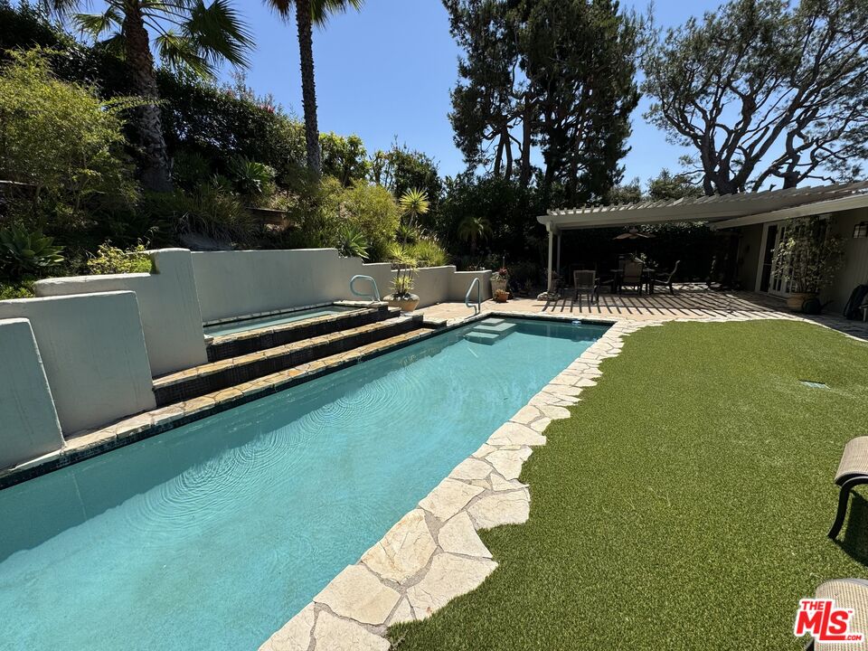 Property photo for 1256 Bienveneda Ave, Los Angeles, CA