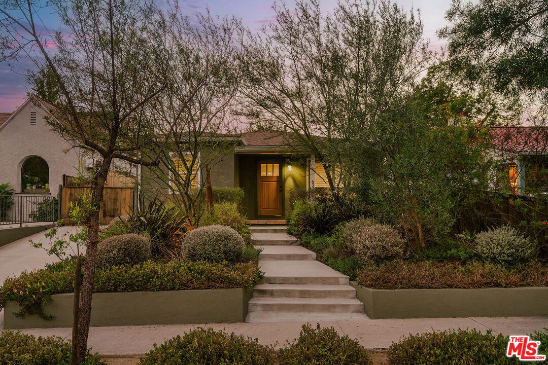 Property photo for 633 Milo Ter, Los Angeles, CA