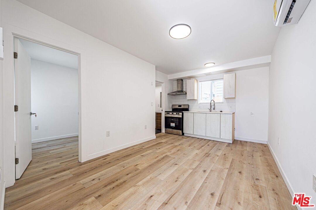 Property photo for 4626 Wall St, Los Angeles, CA