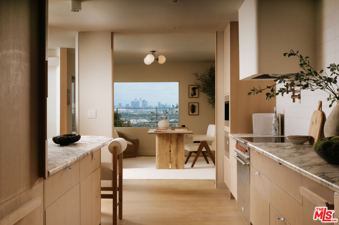 Property photo for 4124 Mantova Dr, Los Angeles, CA