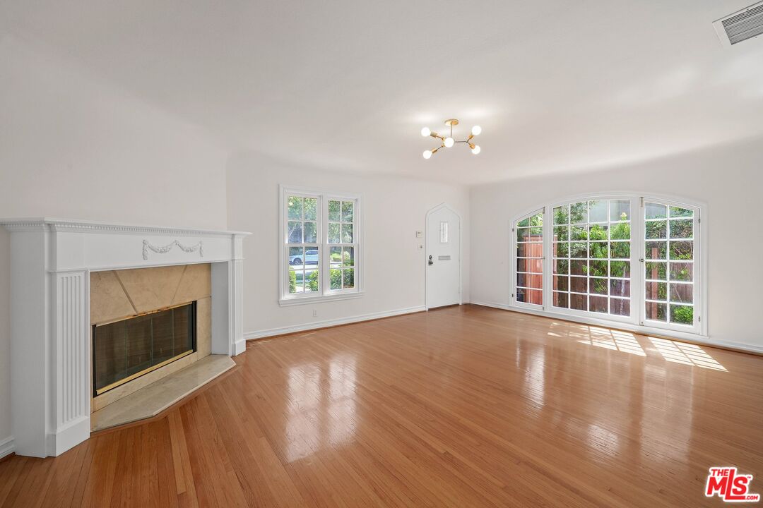 Property photo for 424 12th St, Santa Monica, CA