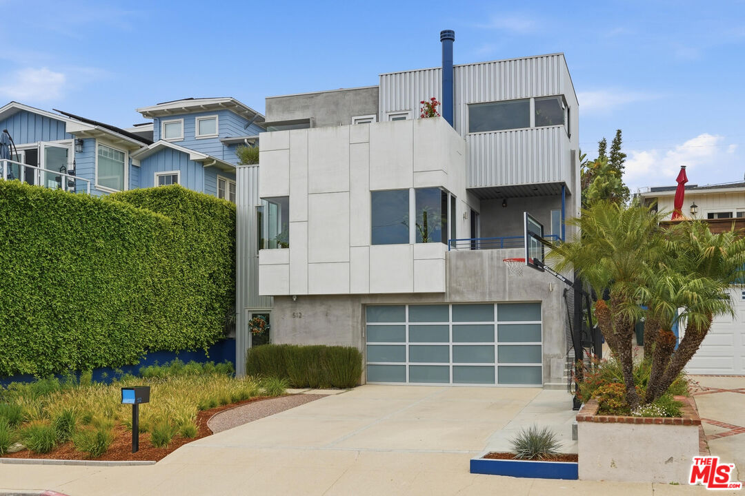 Property photo for 512 S Irena Ave, Redondo Beach, CA
