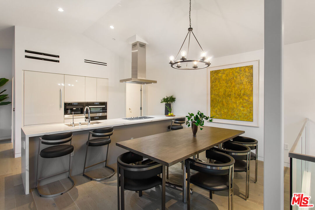 Property photo for 8600 Wilshire Blvd, #TH2, Beverly Hills, CA