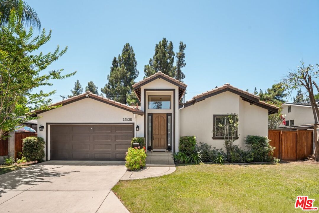 Property photo for 14830 Huston St, Los Angeles, CA