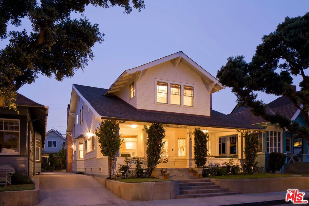 Property photo for 147 Fraser Ave, Santa Monica, CA