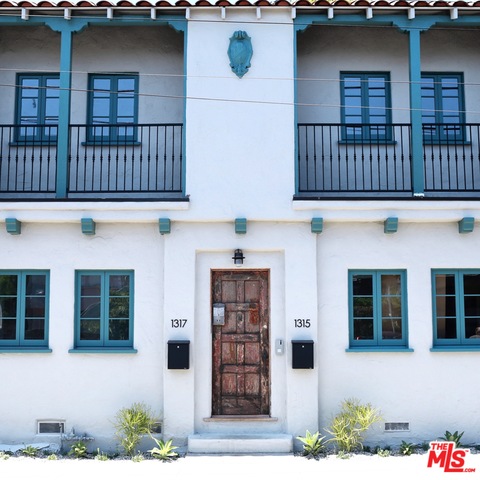 Property photo for 1315 Riviera Ave, Venice, CA