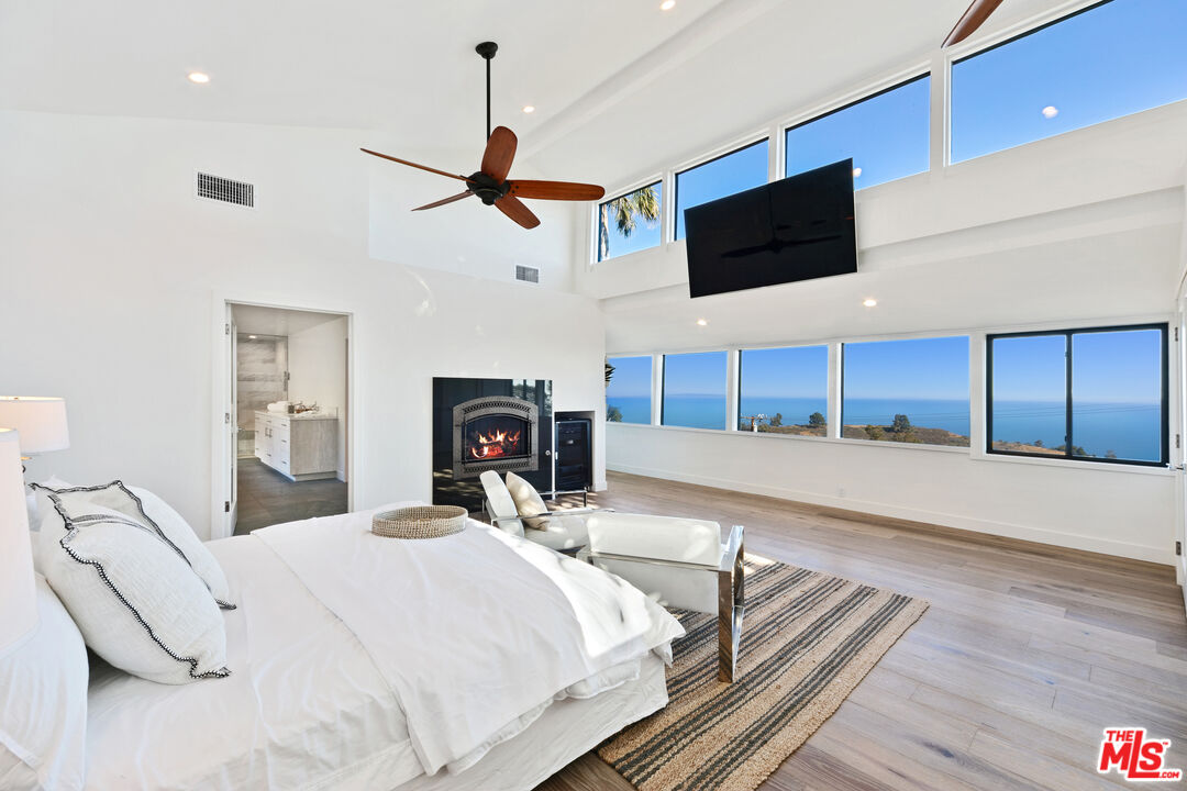 Property photo for 2688 Rambla Pacifico St, Malibu, CA