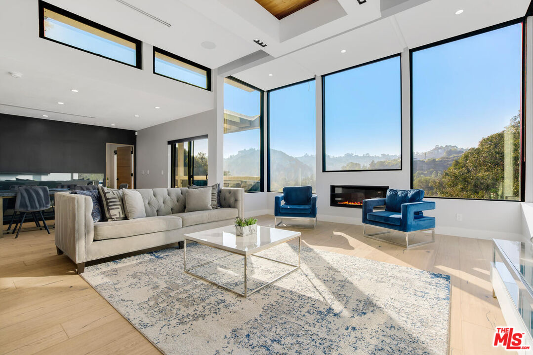Property photo for 2515 Thames St, Los Angeles, CA