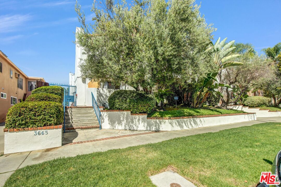 Property photo for 3665 Empire Dr, #7, Los Angeles, CA