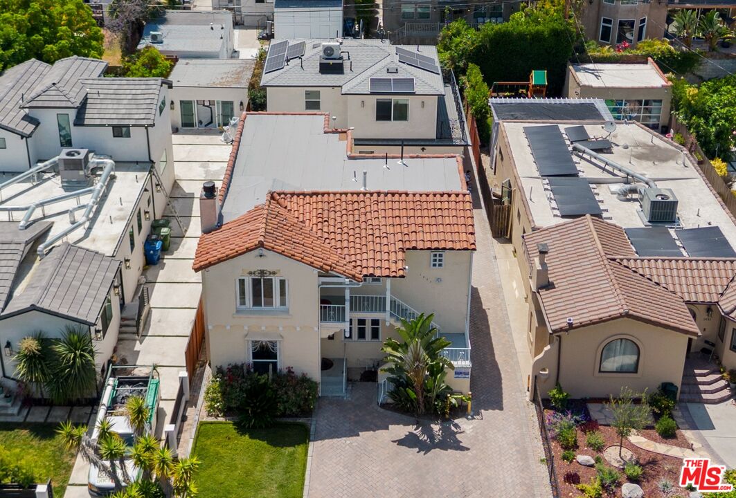 Property photo for 1433 Livonia Ave, Los Angeles, CA