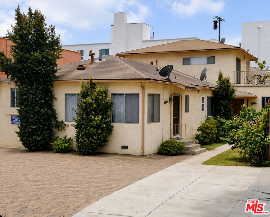 Property photo for 1823 Overland Ave, Los Angeles, CA