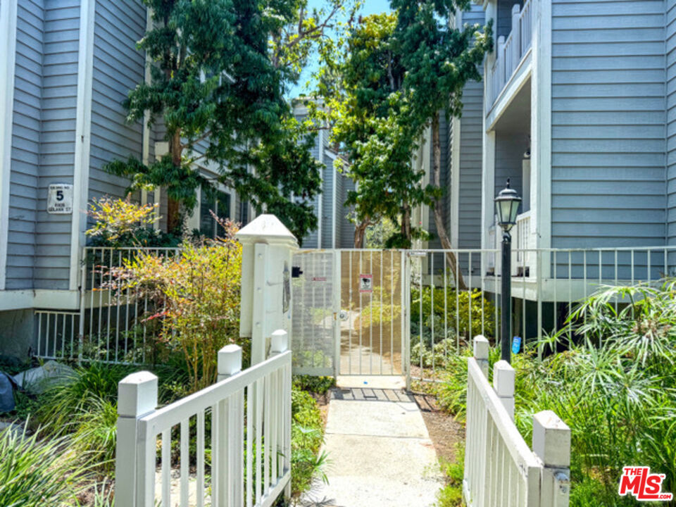 Property photo for 8505 Gulana Ave, #4206, Los Angeles, CA