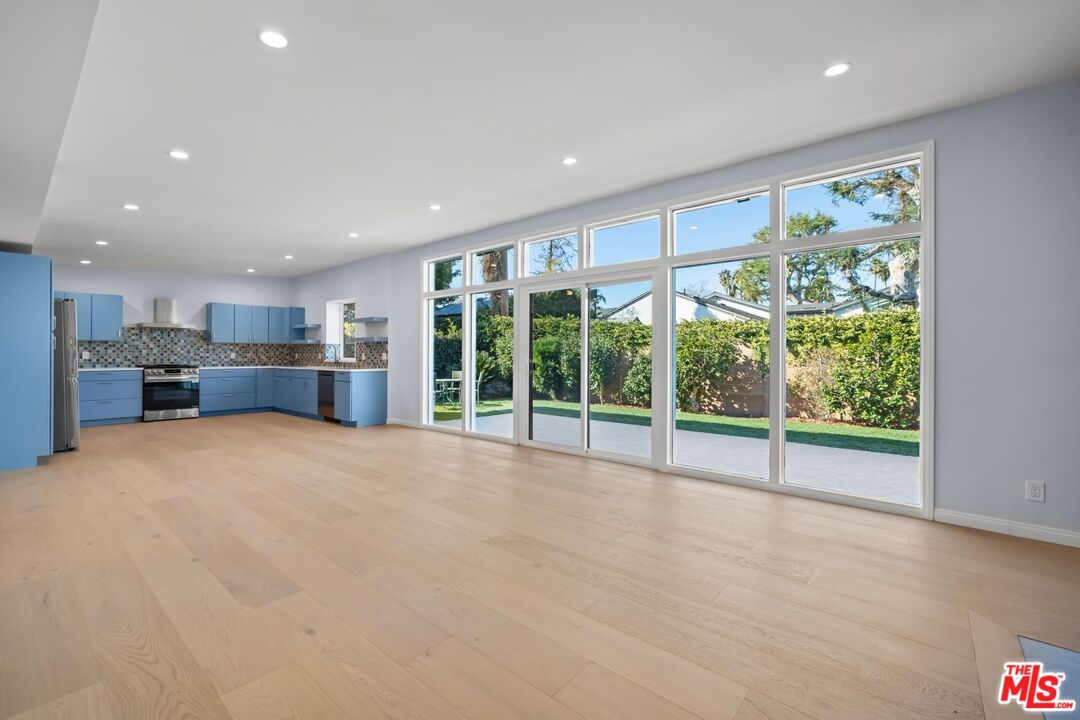 Property photo for 11919 Weir St, Los Angeles, CA