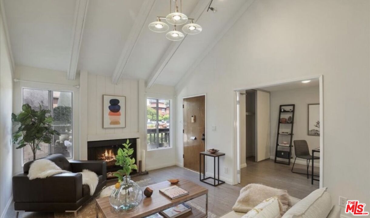 Property photo for 4937 Maytime Ln, Culver City, CA