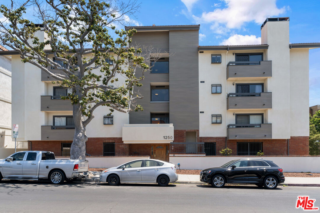 Property photo for 1250 Amherst Ave, #201, Los Angeles, CA