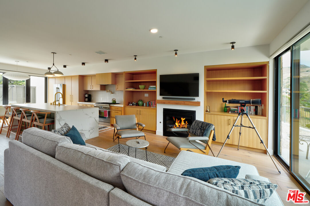 Property photo for 6208 Tapia Dr, #B, Malibu, CA