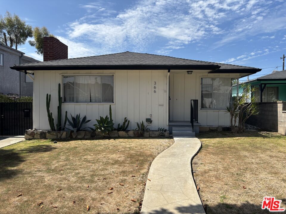 Property photo for 366 E Hillsdale St, Inglewood, CA