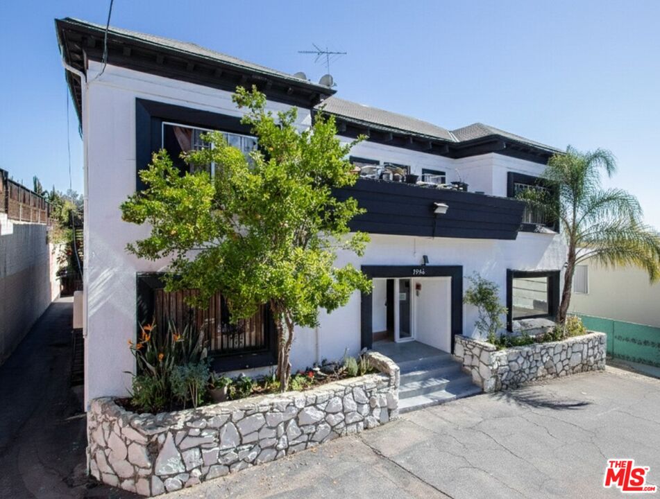 Property photo for 1918 Grace Ave, Los Angeles, CA