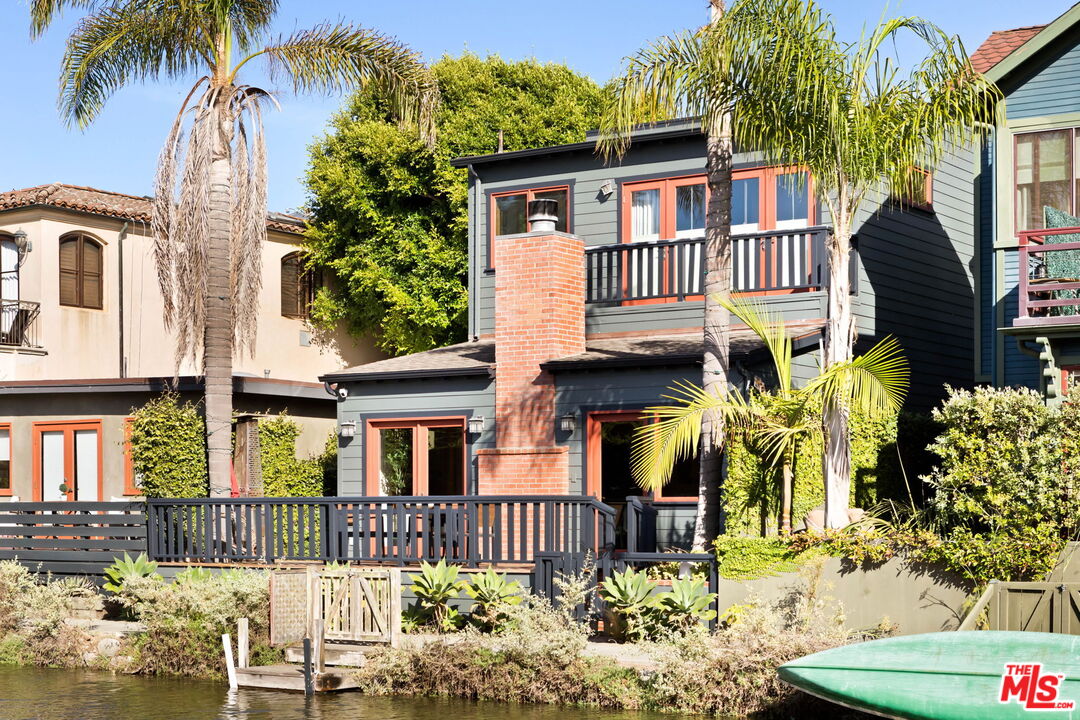 Property photo for 432 Howland Canal, Los Angeles, CA